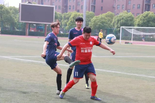 女篮半决赛遗憾失利，三分球全无建树